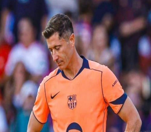 莱万传记：巴萨曾要求停止进球，不然需付给拜仁250万奖金