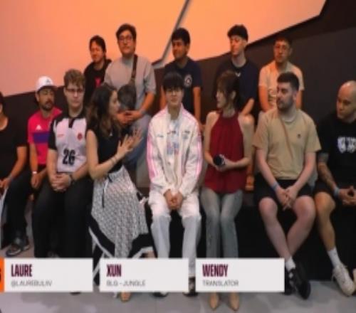 Xun：第二、三局前中期很大優勢，決策有點莽撞了，應該穩點