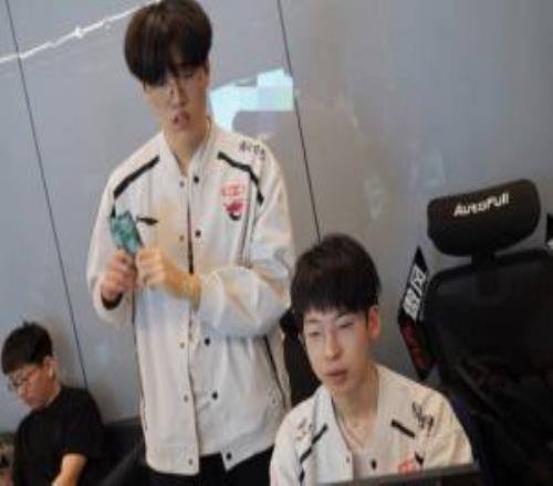 曾爆料过Deokdam加入KT的知情人士爆料：Kael想去GEN，否则就留在LPL