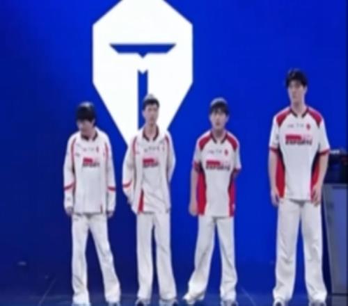 LPL賽事官方：TES全員狀態在線，拿下二連勝