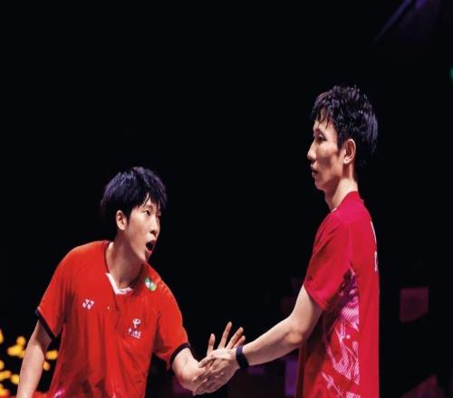 回眸高山低谷皆為寶貴財富：男雙篇