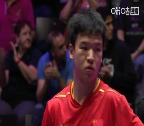 向鵬23不敵弗朗西斯卡,國乒男單無緣蒙彼利埃賽16強