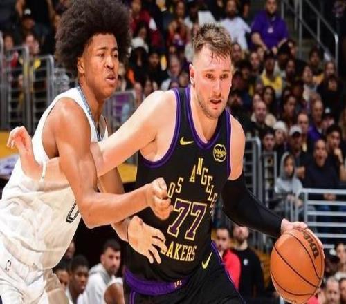 东契奇34+8詹姆斯31+9湖人主场力克灰熊