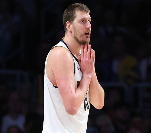 仅差51次!仅差16个!约基奇迎来神级里程碑,威少的纪录保不住了