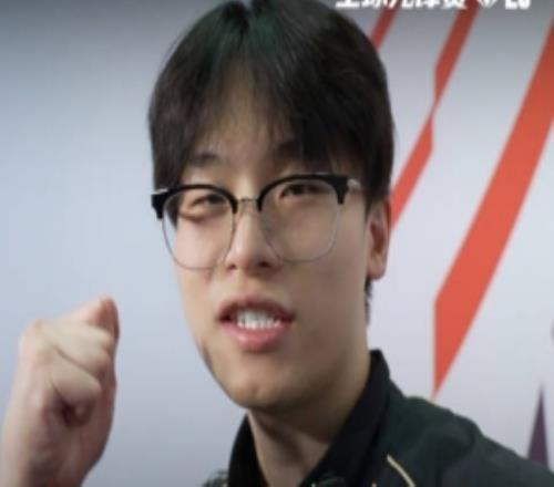 Vampire赛后短访：希望明天和BLG带来精彩的比赛