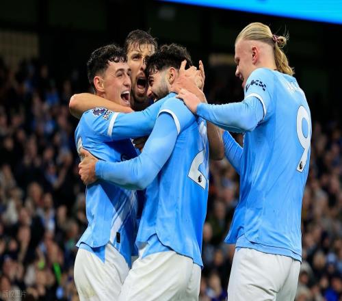 英超最新积分战报阿森纳的冠军梦又悬了!曼城大胜只差榜首2分