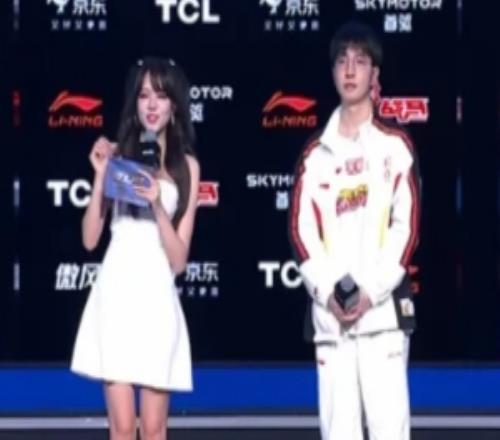 赛后采访Elk：赛前没有特别关注对方下路，就是顺其自然