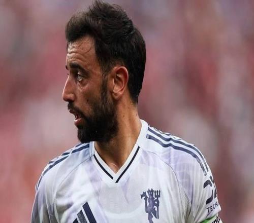 邮报:足总杯出局后曼联有空档期,他们在商谈去沙特踢友谊赛