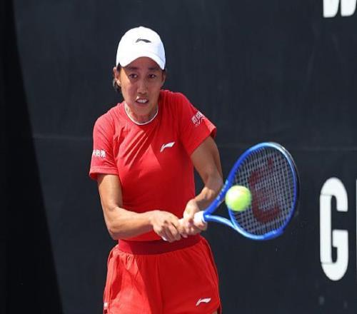 澳網當家人轉投老美，張帥送油條袁悅很爭氣，西西豪言成笑柄