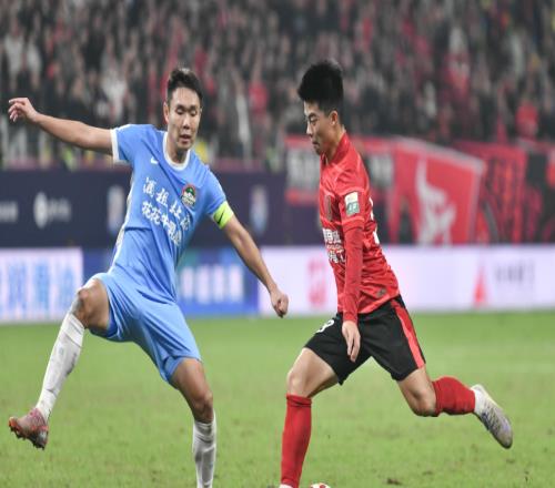 跨赛季四杀成都,河南队的人员结构合适打中超硬仗