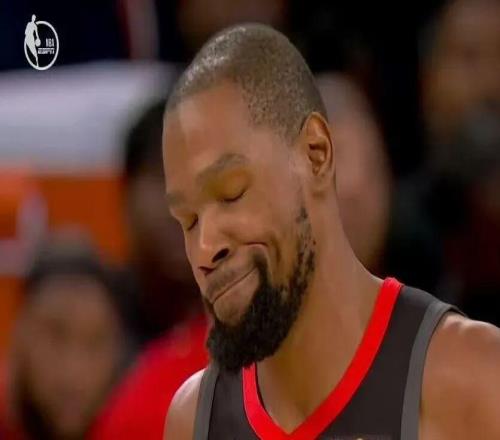 送绝杀!杜兰特全责18分领先被一节翻!