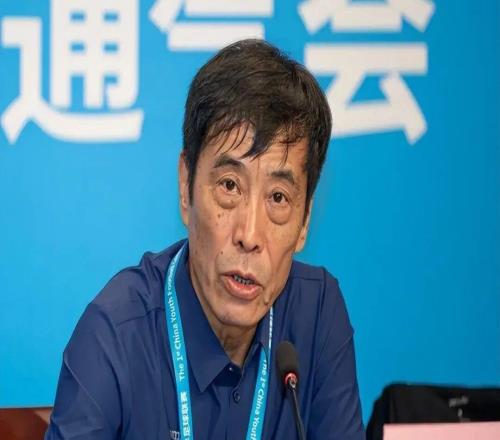 終于理解中國(guó)足球，“活”得太不容易了