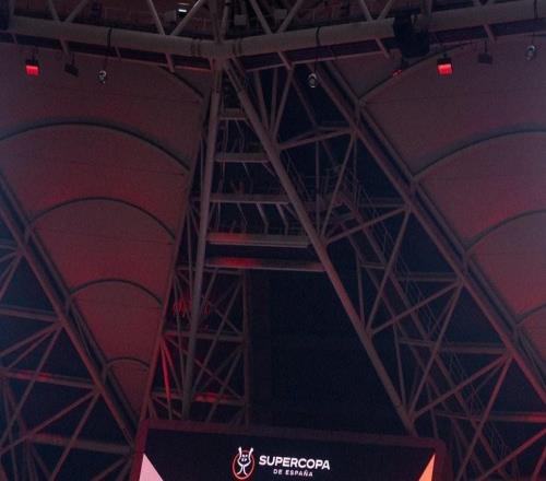 西超杯决赛迎来第11次国家德比,此前皇马赢下7次巴萨赢下2次