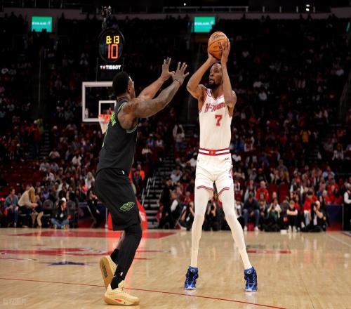 火箭9分勝鵜鶘，杜蘭特破紀錄升歷史第6，小賈狂砍32+8創生涯新高