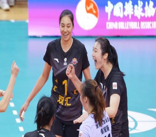 恭喜！中国女排20岁1米98接应崛起：朱婷师妹冲上得分榜第十