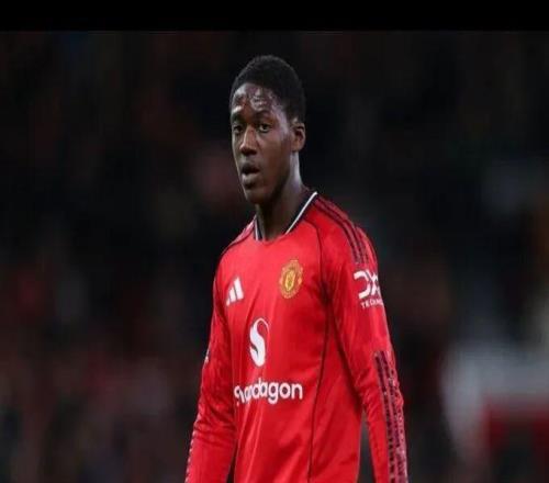 罗马诺谈埃德森和曼联之间的传闻阿莫林:每个球员都想踢世界杯,只谈梅努有点不公平