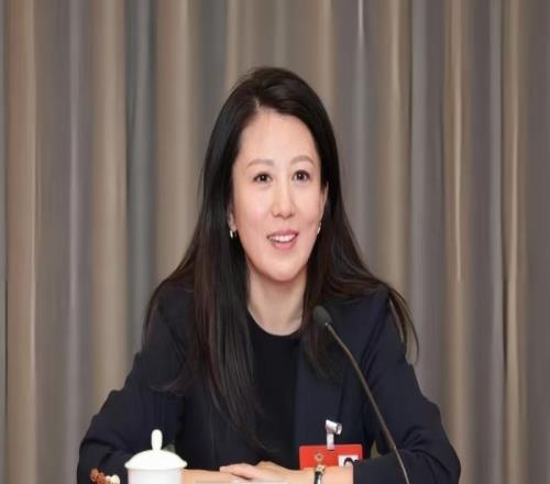 青少年“卷”体育只为升学加分杨扬：让热爱长久让成长回归