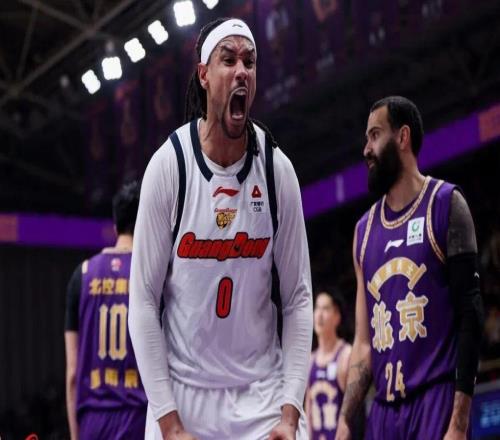 “双萨”狂轰65分!华南虎客场鏖战险胜北控