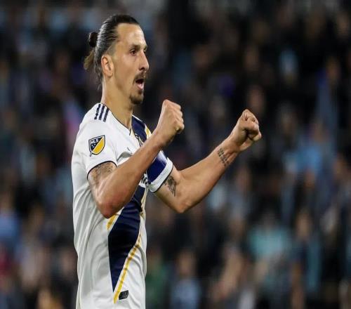 洛杉矶银河经理:伊布真的认为自己是上帝,他是个特别的家伙