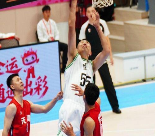 10分钟轰下21分!韩德君把天津王牌打自闭了,球迷:好意思退役