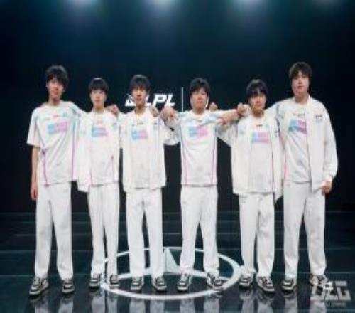 BLG官博總結(jié)S15：從人員更迭的陣痛求變收尾我們走得潦草又愧疚