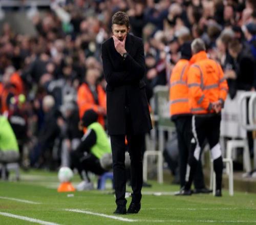 英超一夜巨变!曼城曼联翻车,阿森纳7分领跑,热刺距降级区仅1分