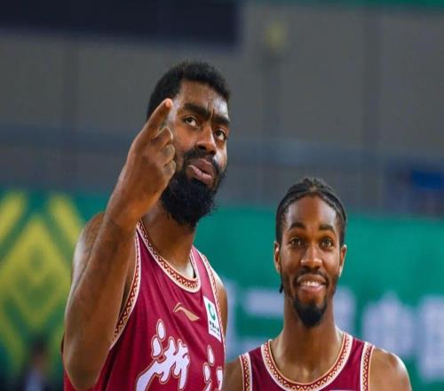 【CBA俱乐部杯】小组赛全胜出线,浙江稠州金租9485胜新疆伊力特!