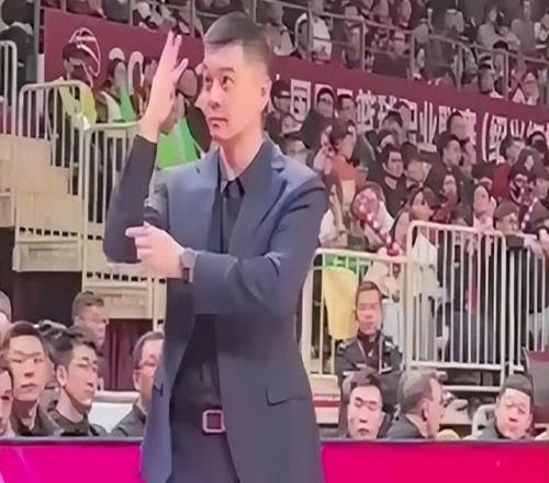 謹(jǐn)言慎行！籃協(xié)更新CBA球員違規(guī)言行范疇“六大標(biāo)準(zhǔn)”引熱議