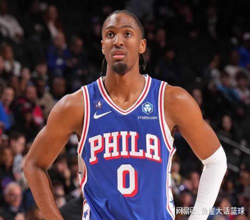 76人爆冷!马克西27+7探花低迷,锡安21+8,勇士弃将23+5全队第二