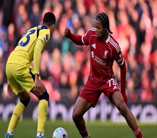 自有统计以来,恩古莫哈是英超单场完成7次过人最年轻的球员