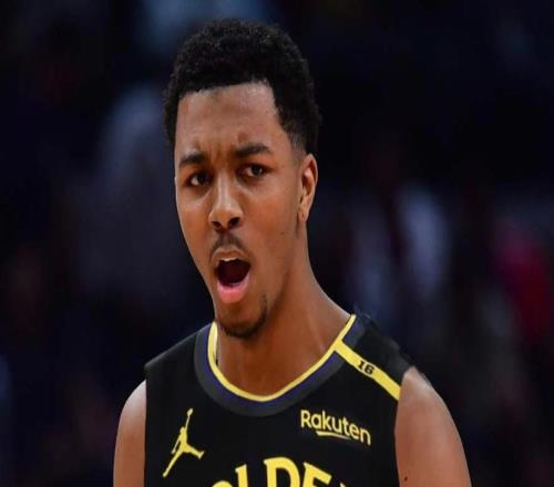 要兩首輪還追嗎墨菲42分創(chuàng)7紀錄劍指全明星勇士僅3首輪能交易