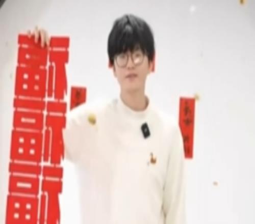 WBG發(fā)布選手視頻：丙午馬年第一天微博哥的接力祝福請(qǐng)查收！