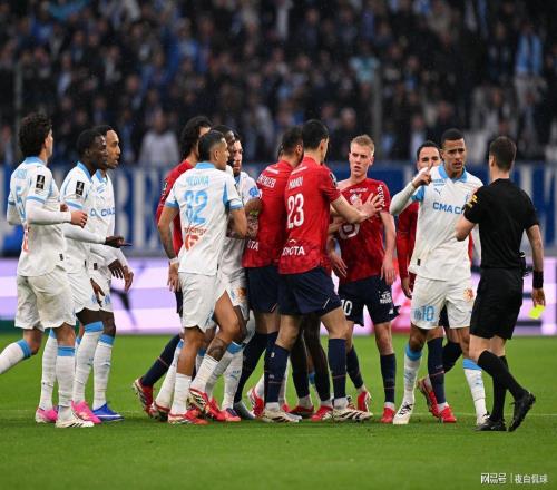 13分钟被暴力放倒,群架+受伤破门,格林伍德“剧情”一集拉满