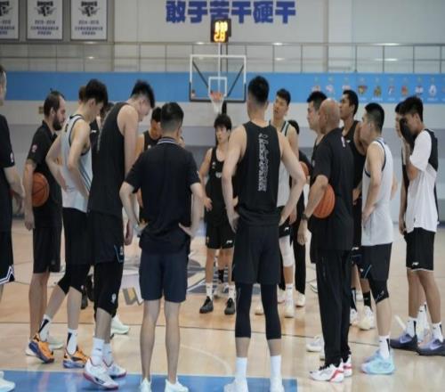 媒體人：十一假期北京男籃只休息兩天，其他時(shí)間都要訓(xùn)練