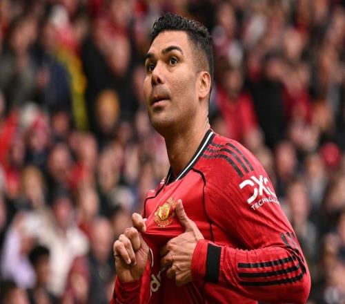 热闻谢什科5战4球,B费破27年神迹!曼联复仇维拉,稳守积分榜前三