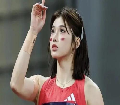 最近这场大规模“网暴”,老母亲有几句话想说