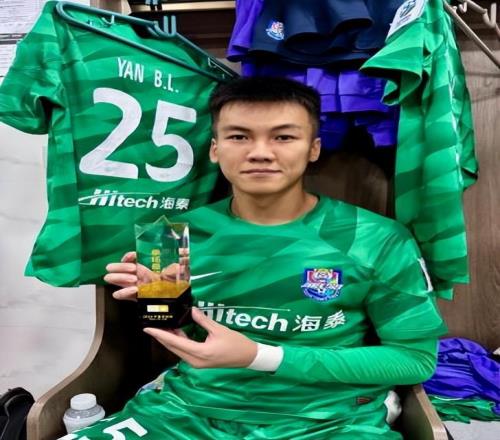 喜讯!于根伟又为国足培养了两位新国脚,已被邵佳一招进国家队