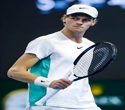 從2023年到現(xiàn)在，短短四年辛納已完成硬地大師賽全奪冠偉業(yè)