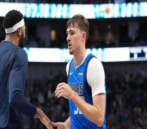 浓眉:弗拉格在应对逆境方面做的很好NBA赛季就像坐过山车
