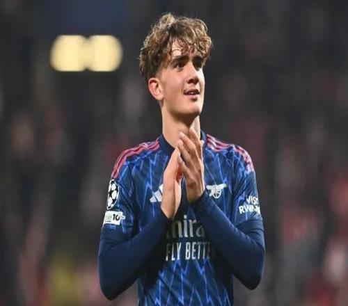 斯拉维亚队长:我看不出道曼只有15岁,会继续关注他的成长