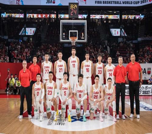 朱俊龙社媒:这两场比赛只是刚开始,向我们共同目标砥砺前行