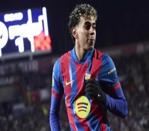 每体:亚马尔远离社媒专注足球,欧美杯将至他不想被和梅西比