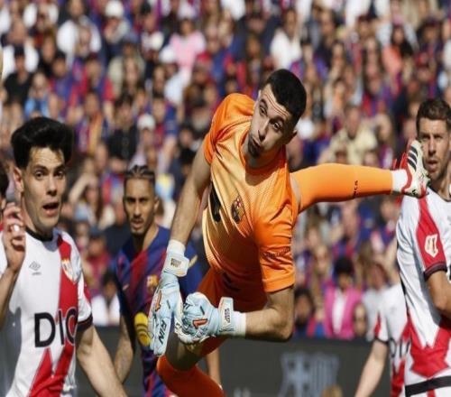 世体:巴萨学会在场面不佳的比赛中拿分,展现出冠军球队韧性