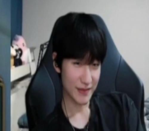 醒醒Viper已經去BLG了peanut談KeSpa決賽:LetsGoViper!