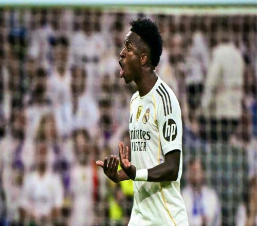 你也是主罰手維尼修斯職業生涯至今5次飛點，命中率僅64%