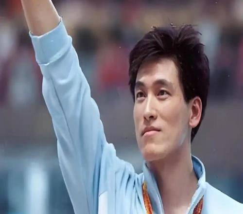 七枚金牌的神话上海游泳永远的传奇:沈坚强