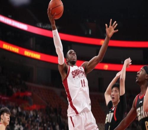 CBA最火爆一战!山西深圳被狂吹7个T:迪亚洛引争议潘江被驱逐