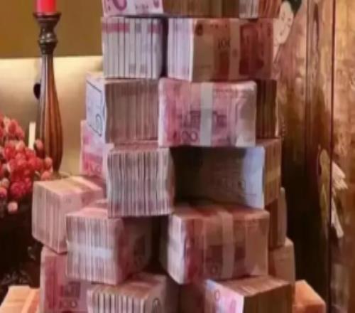 多财多亿！恋恋红茶点评Tabe即将加盟JDG流言：hhh给的太多了