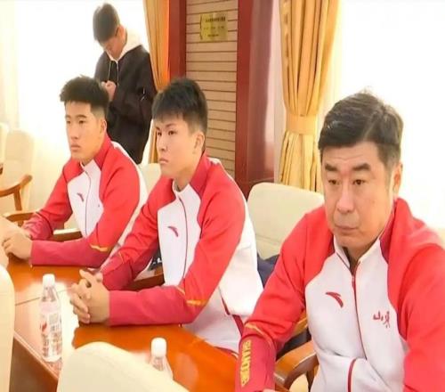 从夏到秋九轮不败,自北向南争取金牌,韩鹏率队参加全运会