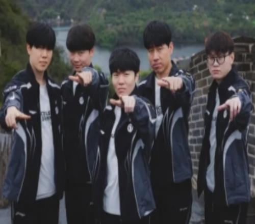 Rookie：在运营与团队协作方面，T1的表现比我们更胜一筹